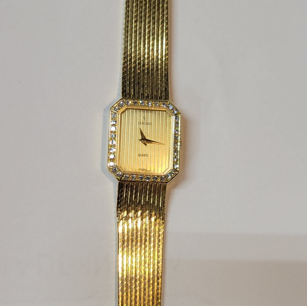 18K Yellow Gold Watch